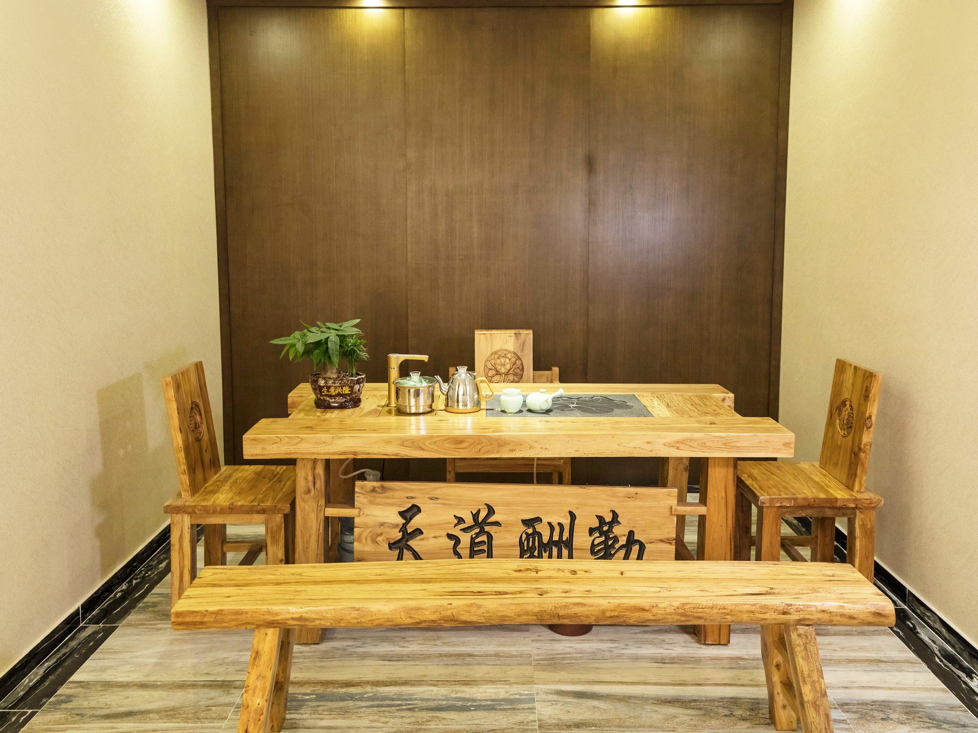 Kardon Hotel Gorgeous Guangzhou Luaran gambar